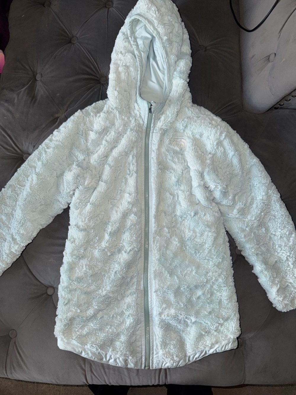 The North Face Girls' Reversible Mossbud Swirl Parka, Ice Blue, L
